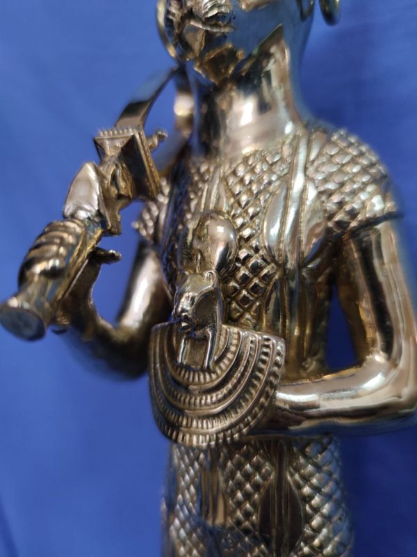 detailed exact reproduction of an authentic egyptian statue of Bastet